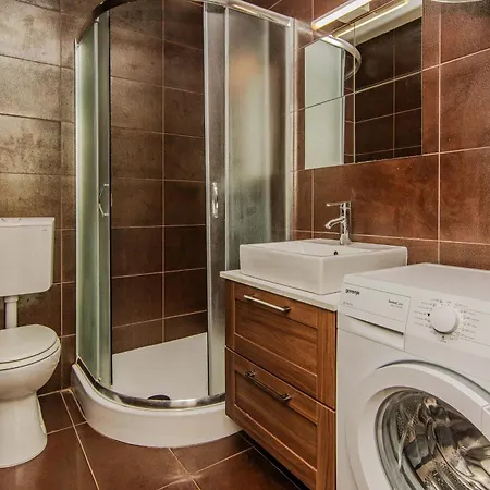 Daire With Parking Space - 24652 Vir