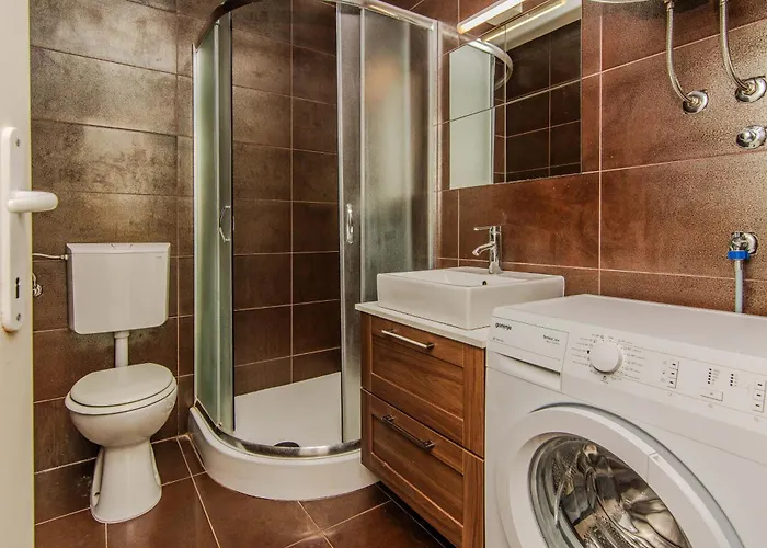 Apartman With Parking Space - 24652 Vir