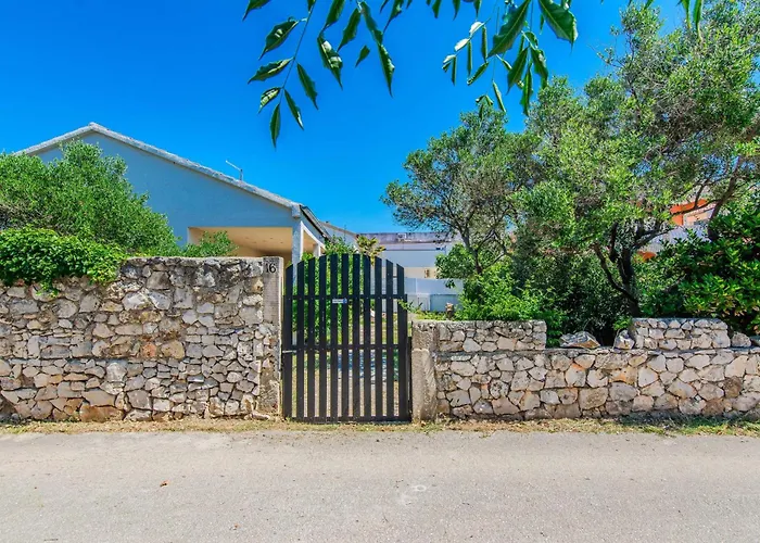 With Parking Space - 24652 * Vir